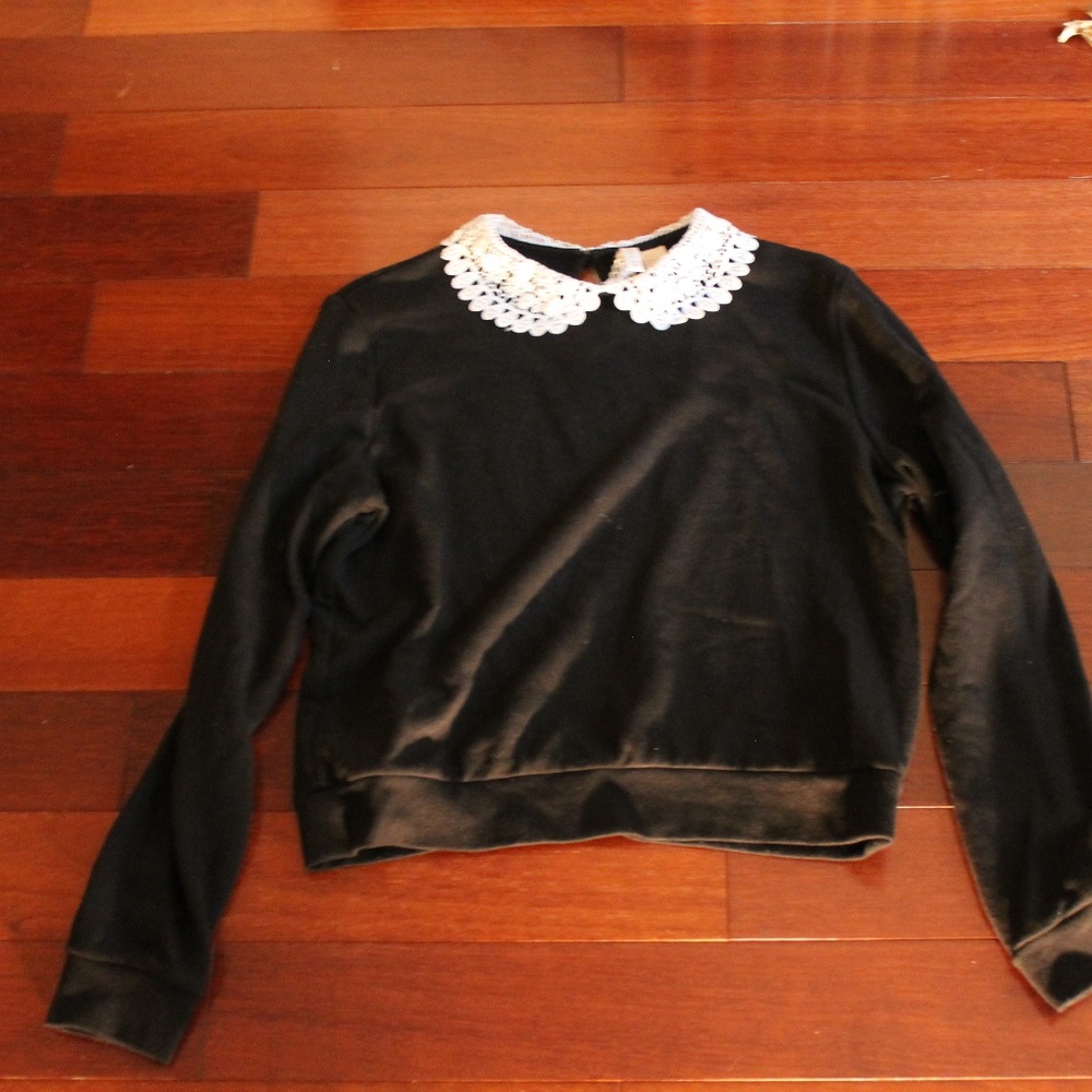H&M Black Sweater with White Collar